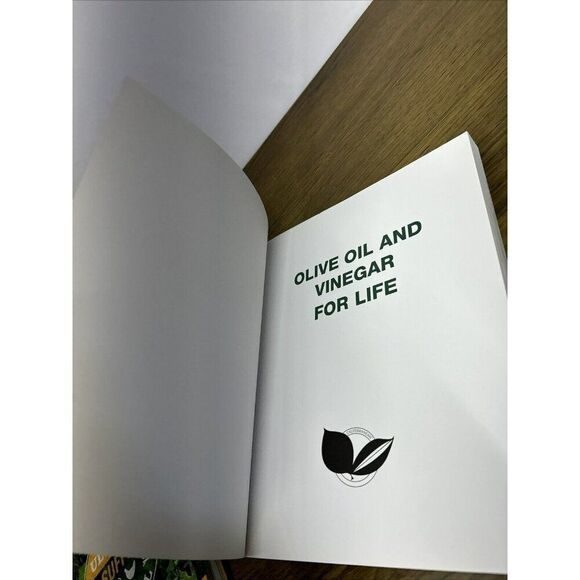 Olive Oil and Vinegar for Life: Delicious Recipes for Healthy Caliterranean Livi - Picture 6 of 6